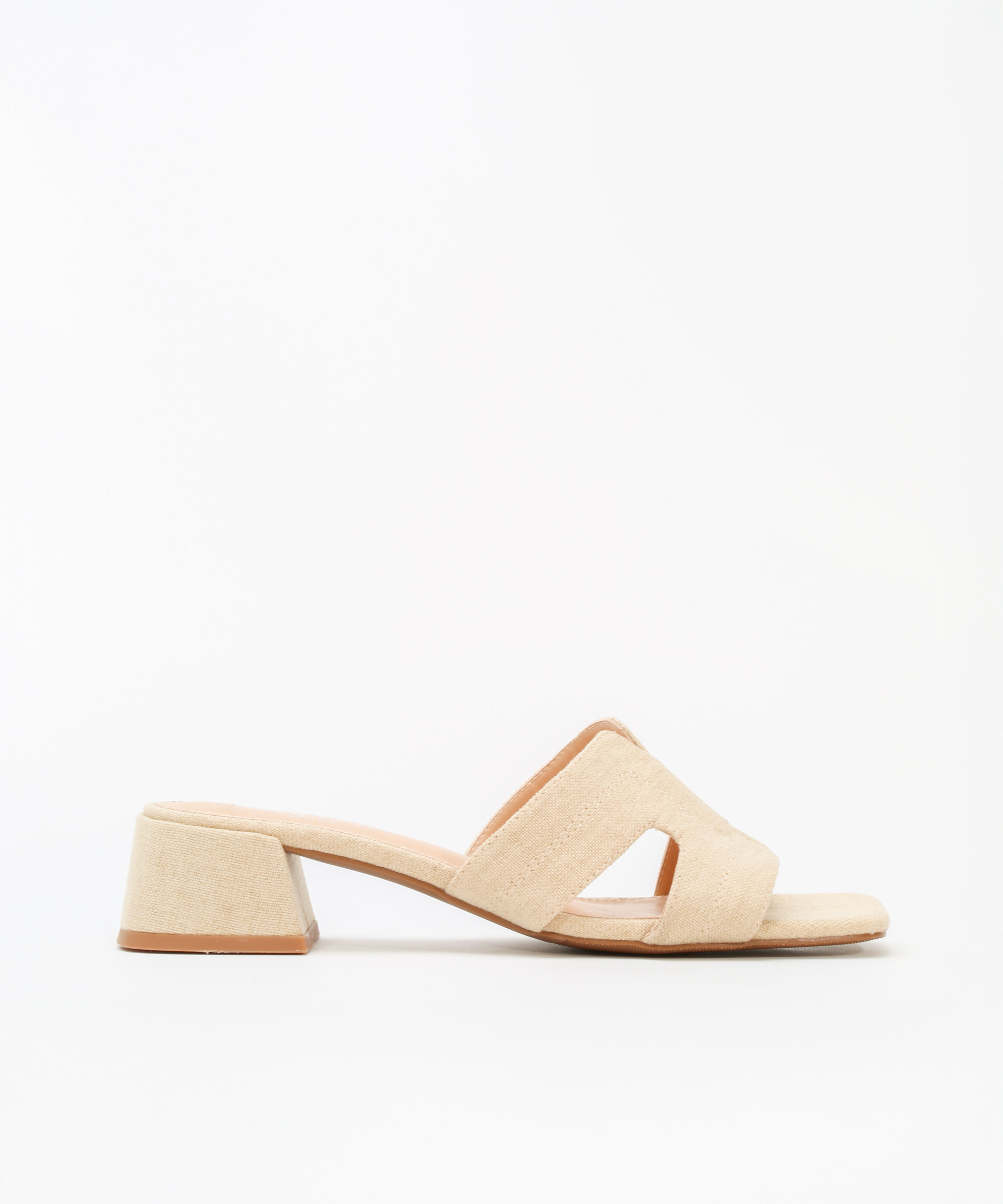 Sandalia tac&oacute;n bajo image number null